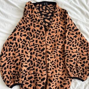 Abstract animal print indie sleaze long oversized women’s cardigan size M/L